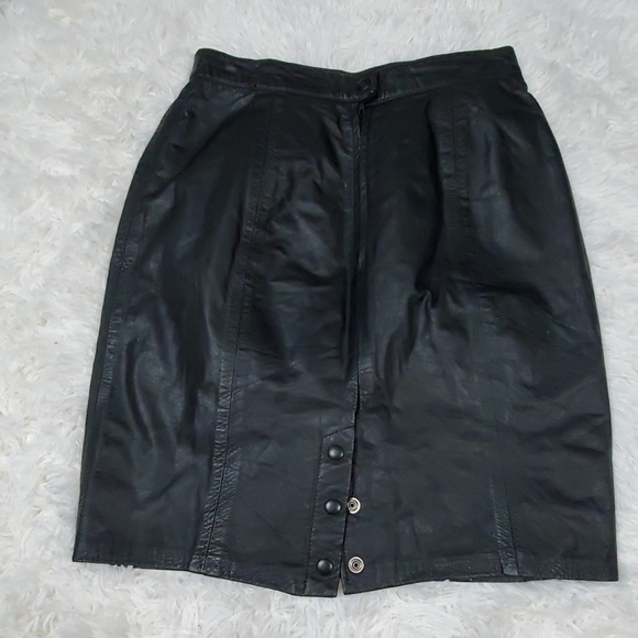3x20 G-III Leather  VTG high waisted black skirt - Picture 2 of 8